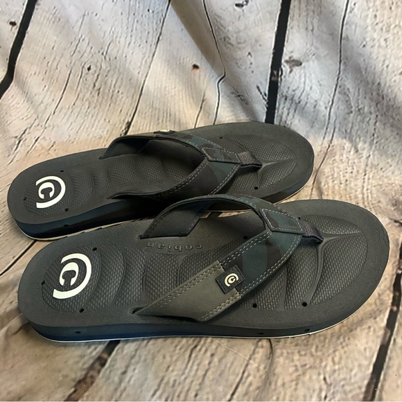 Cobian Men's Hobgood Draino Flip Flops Sandals Shoes Ocean Camo Size 11 EUC - Picture 1 of 7